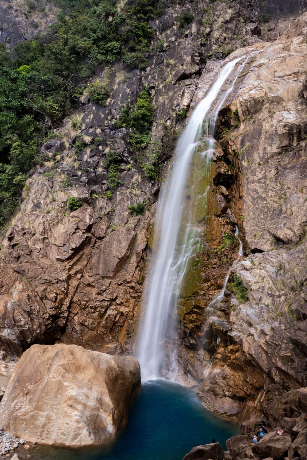 Vodopád Rainbow falls - Meghalaya | Planeta lidí