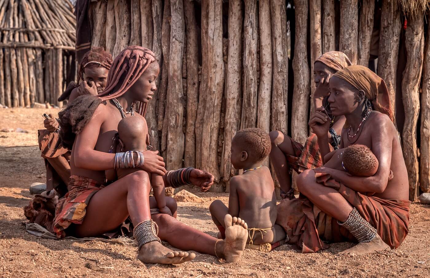 Věštba a poselství - Kmen Tua, Jižní Angola | Planeta lidí