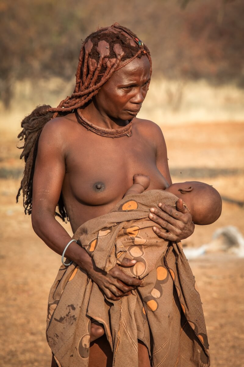 Věštba a poselství - Kmen Tua, Jižní Angola | Planeta lidí