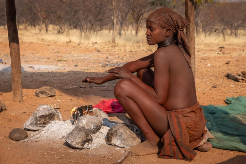 Věštba a poselství - Kmen Tua, Jižní Angola | Planeta lidí