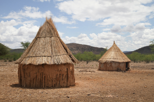 Himbové v oblasti Opuwa, Kaokeveld, Namibie - Planeta lidí