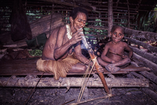 Kombai - Západní Papua - Irian Jaya, Indonésie - Planeta lidí | Jaromír Giecek