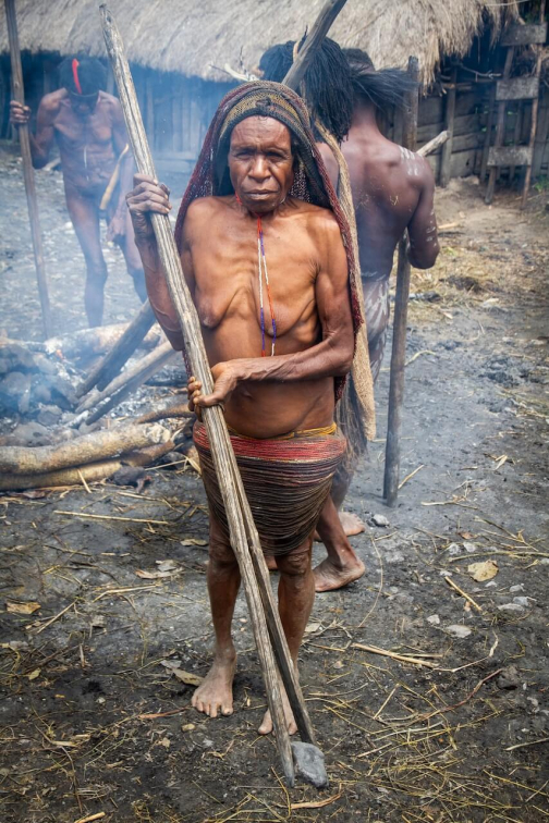 Vesnická zabíjačka, Daniové - Západní Papua - David Švejnoha | Planeta lidí
