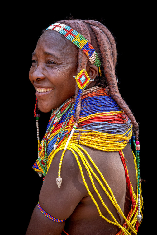 Ve stínu předků - Kmen Muila, Angola | Planeta lidí